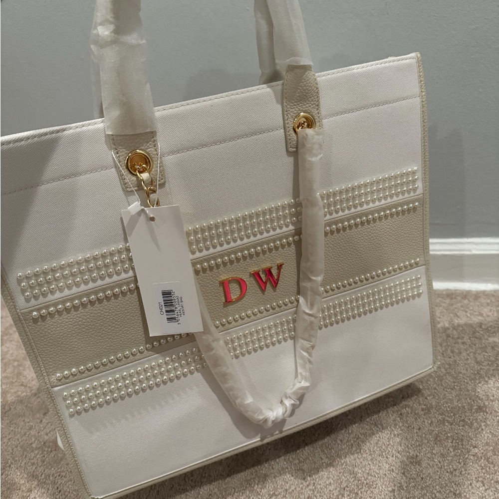 Abott lyon customized pearl bag intials DW